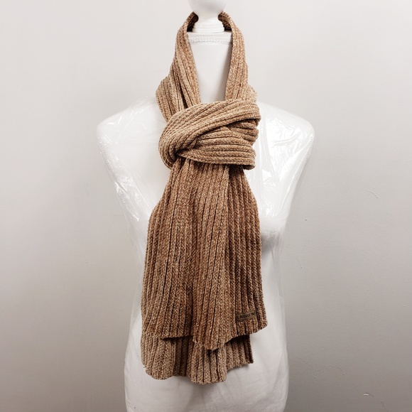 Ralph Lauren Accessories - Lauren Ralph Lauren Tan Chenille Ribbed Scarf
